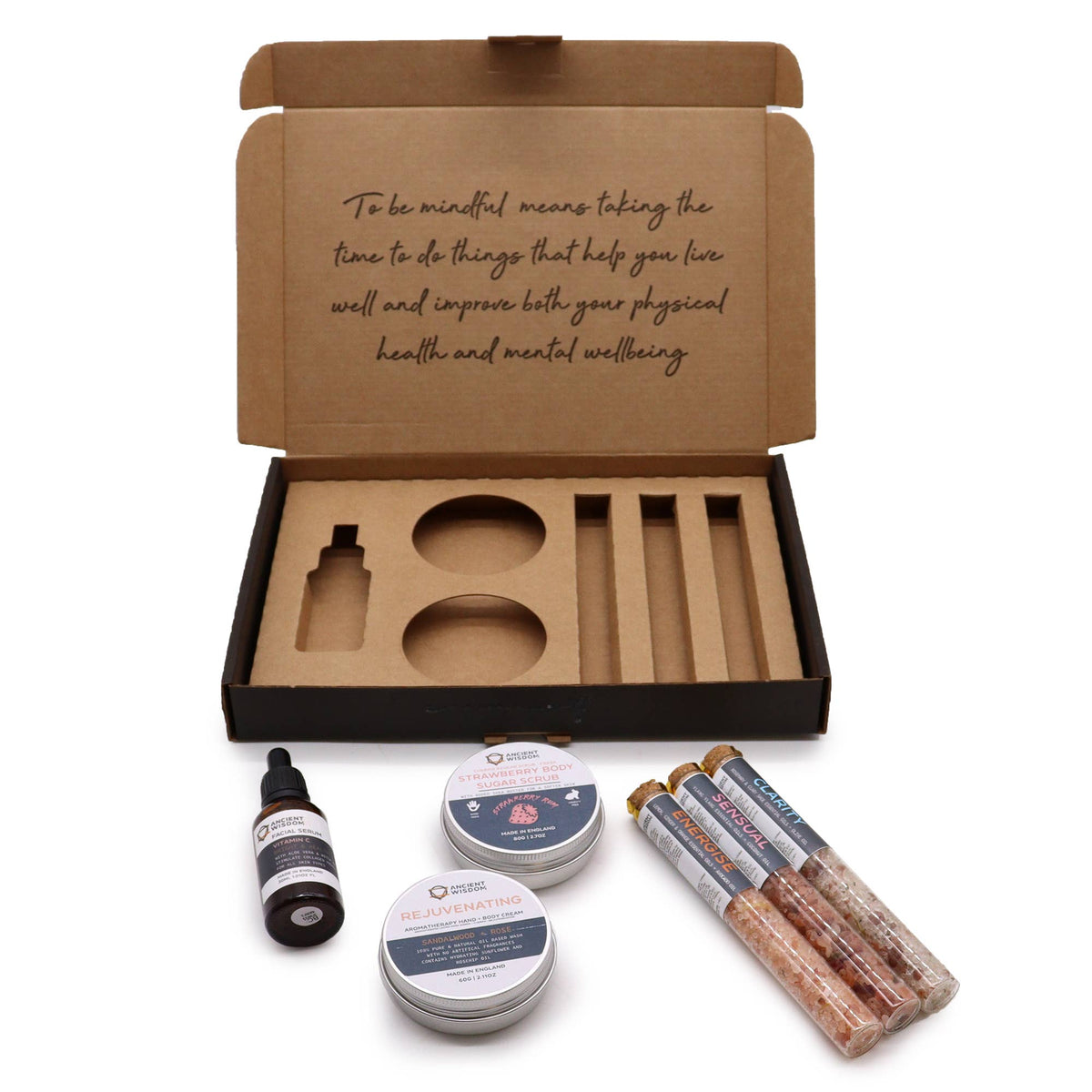 Serenity Essential Self Care Kit, gavesett med badesalt, skrubb, lotion og serum