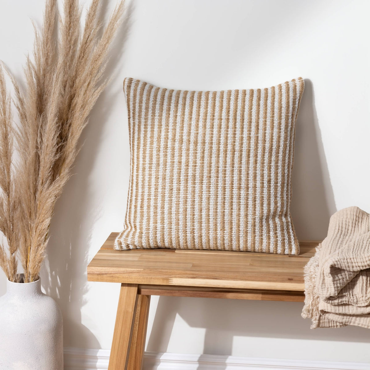 Organik Stripe pute i jute og bomull, Natural, 45 × 45 cm