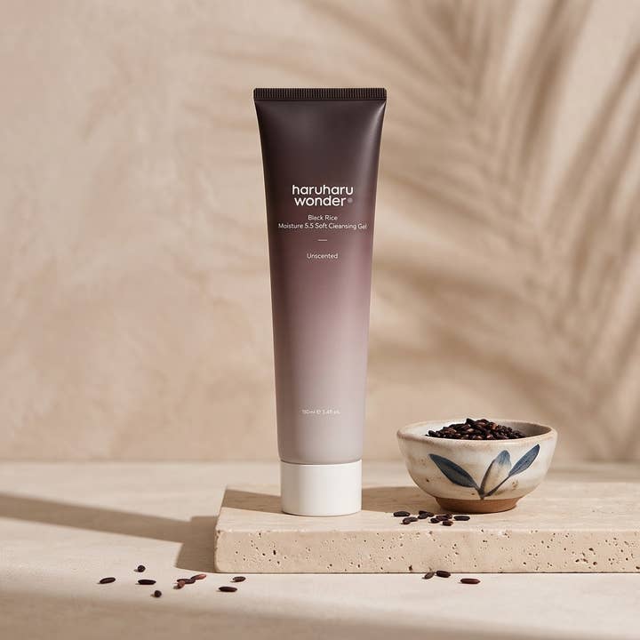 Haruharu Black Rice 5.5 Soft Cleansing Gel 100 ml