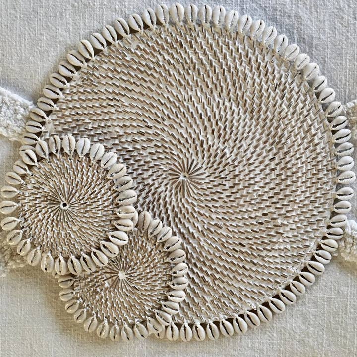 Rattan Coaster with Cowrie Shell | Whitewash | 14 cm | Handwoven in Indonesia