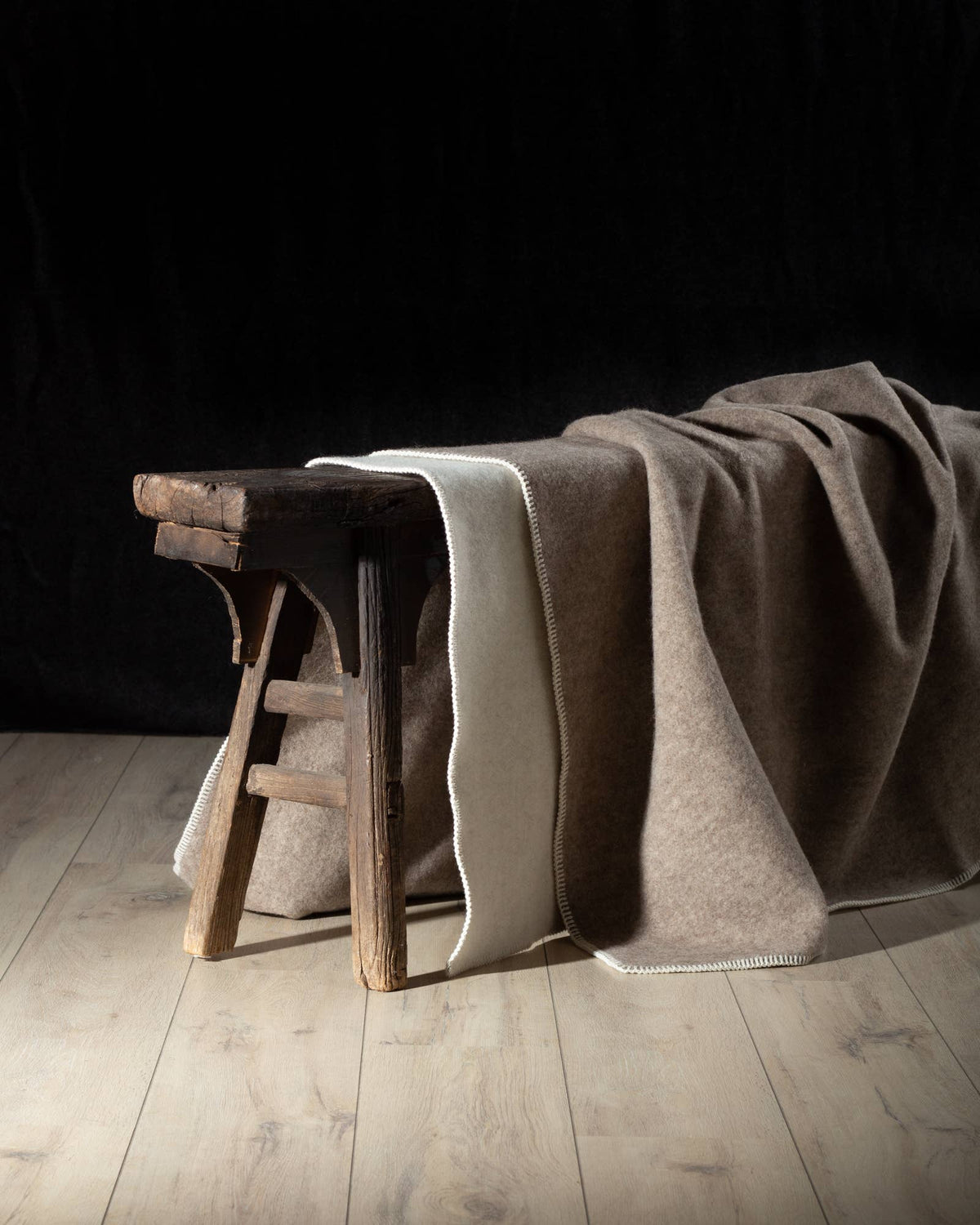 Wool Bed Blanket Eco Fossil – ullpledd 200 x 140 cm