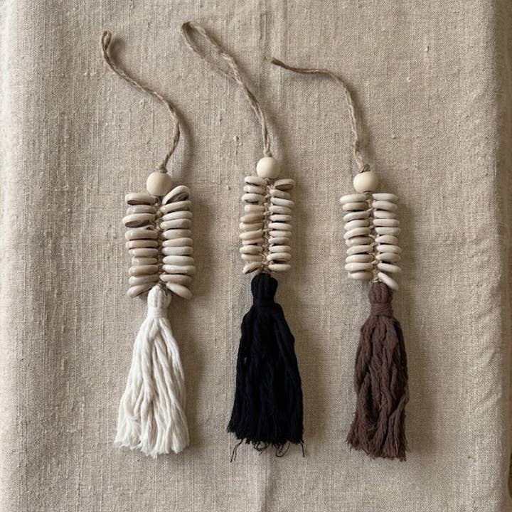 Nusa Dua Cowrie Shell Hanger