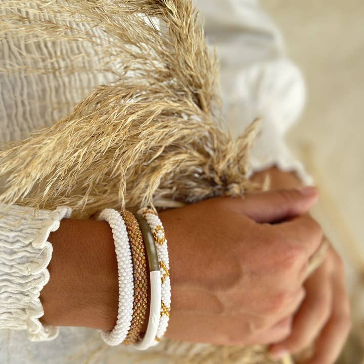 Glass Bead Crochet Bracelet | White matt | Handmade in Nepal