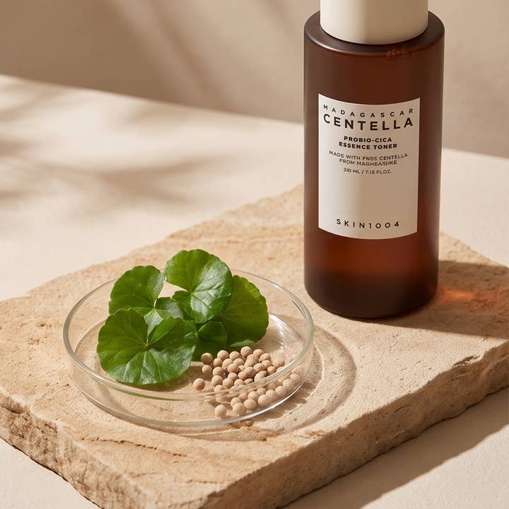 SKIN1004 Madagascar Centella Probio-Cica Essence Toner 210 ml