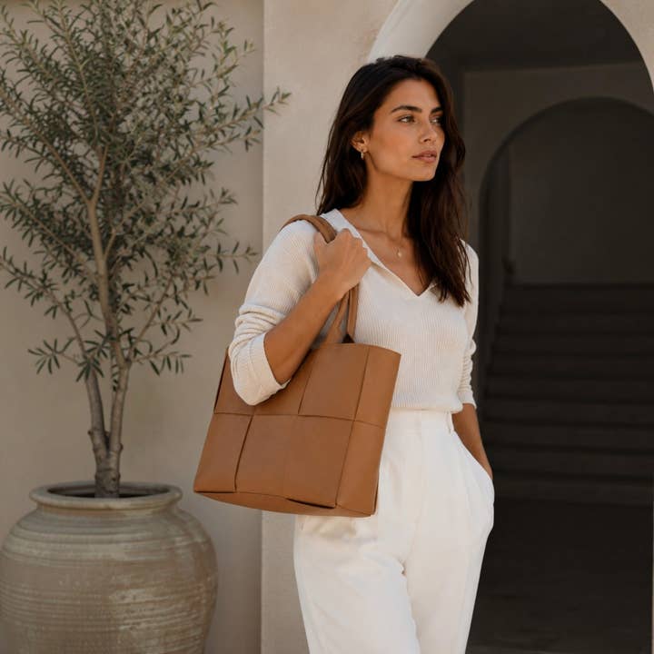 Bella Classica | Dollaro Leather Tote Bag | Camel | Large | Handcrafted in Italy