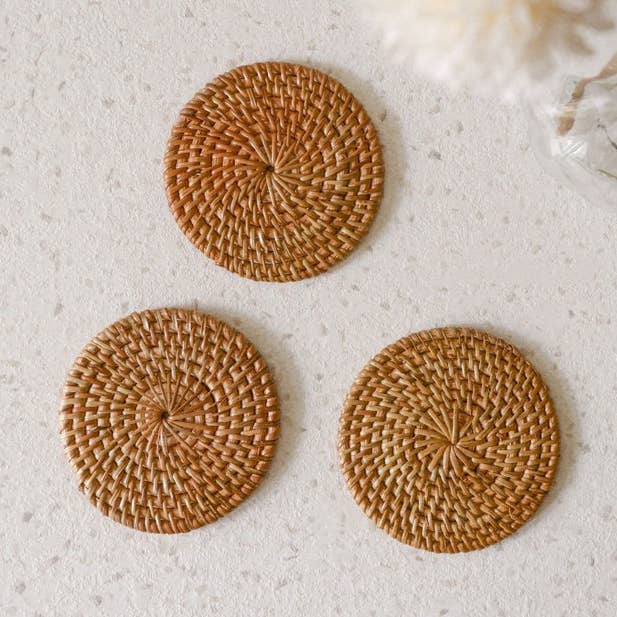 Hand-Woven Round Rattan Coaster – Natural Coastal Table Decor