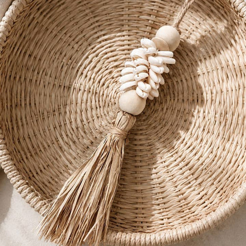 Cowrie Maris Wall Hanger | 40 cm | Raffia & Wood Bead | Handmade in Bali