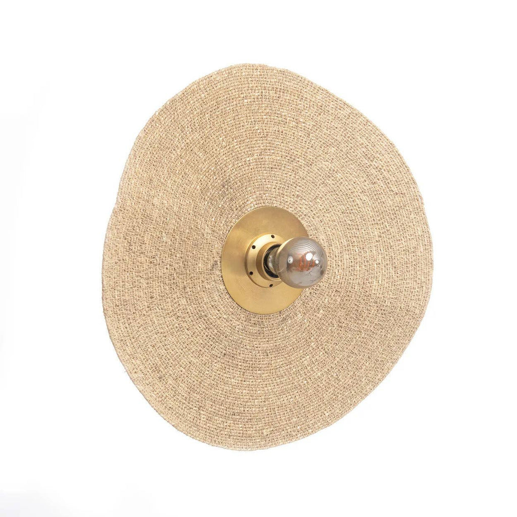 The Let's Groove Wall Lamp – Natural Brass, vegglampe i gress og messing, M