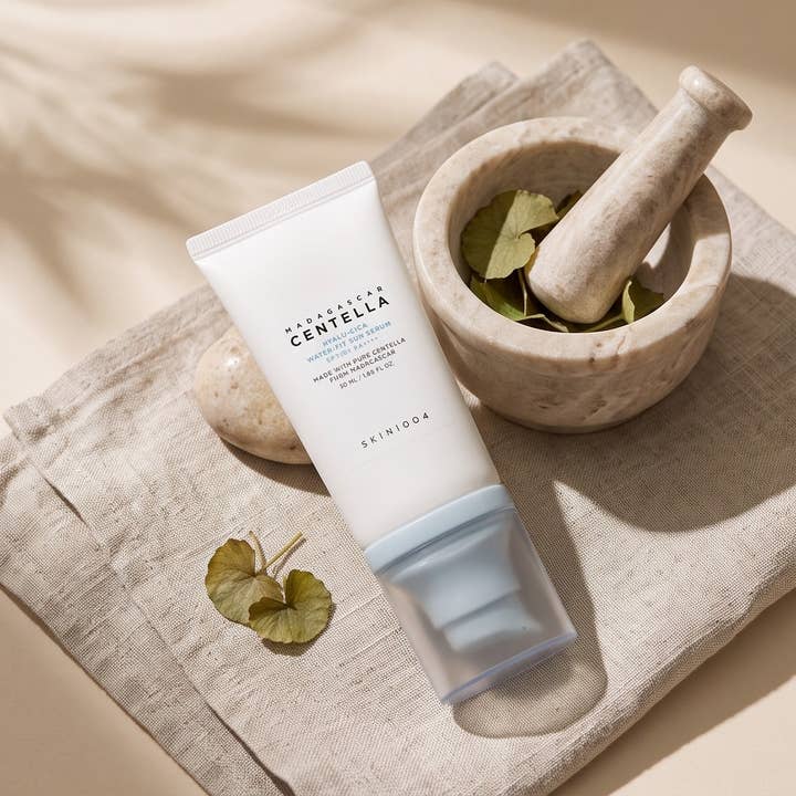 SKIN1004 Centella Hyalu-Cica Water-Fit Sun Serum SPF50+ 50 ml