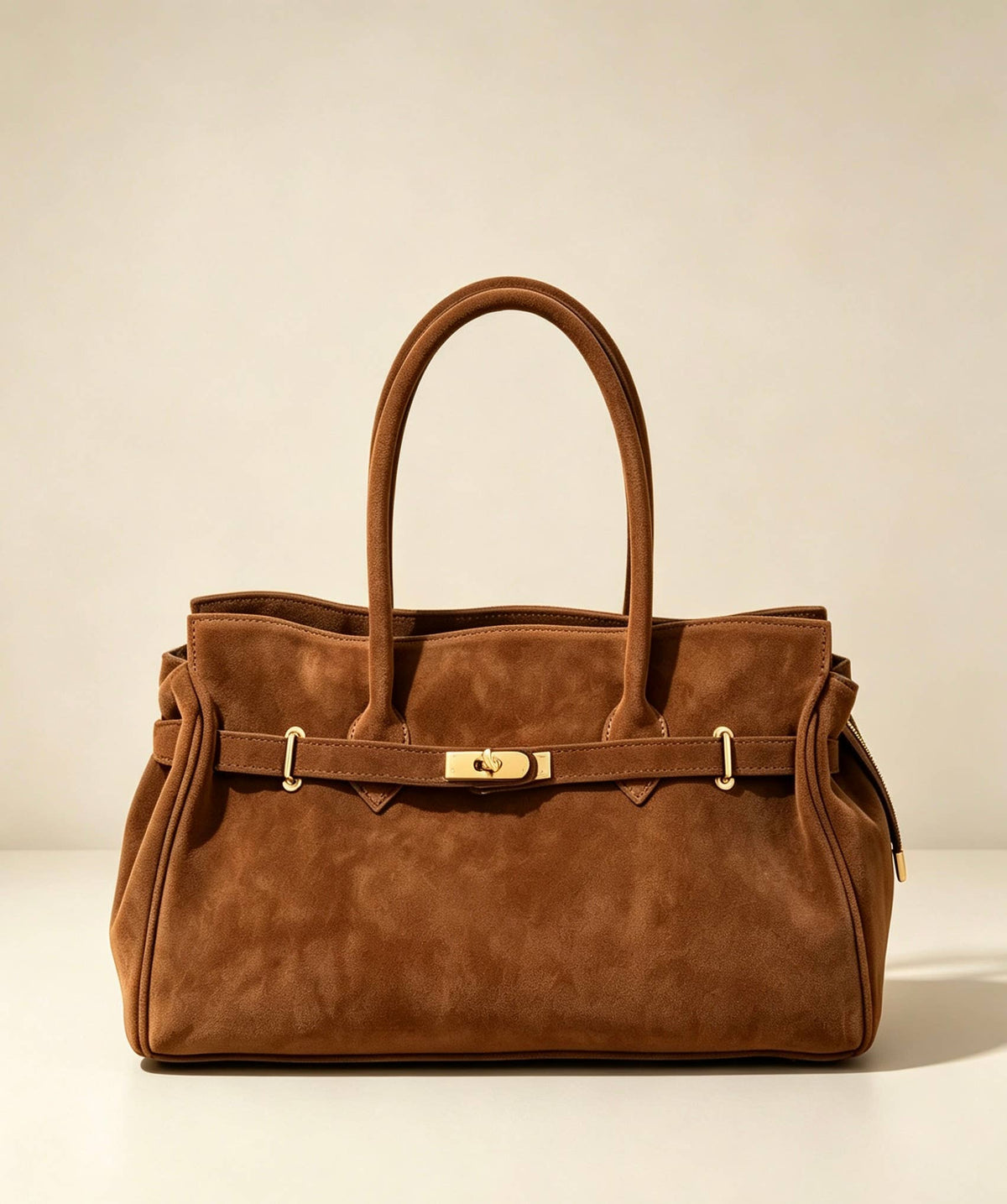 Suede Tote Bag with Golden Details, toteveske i semsket skinn