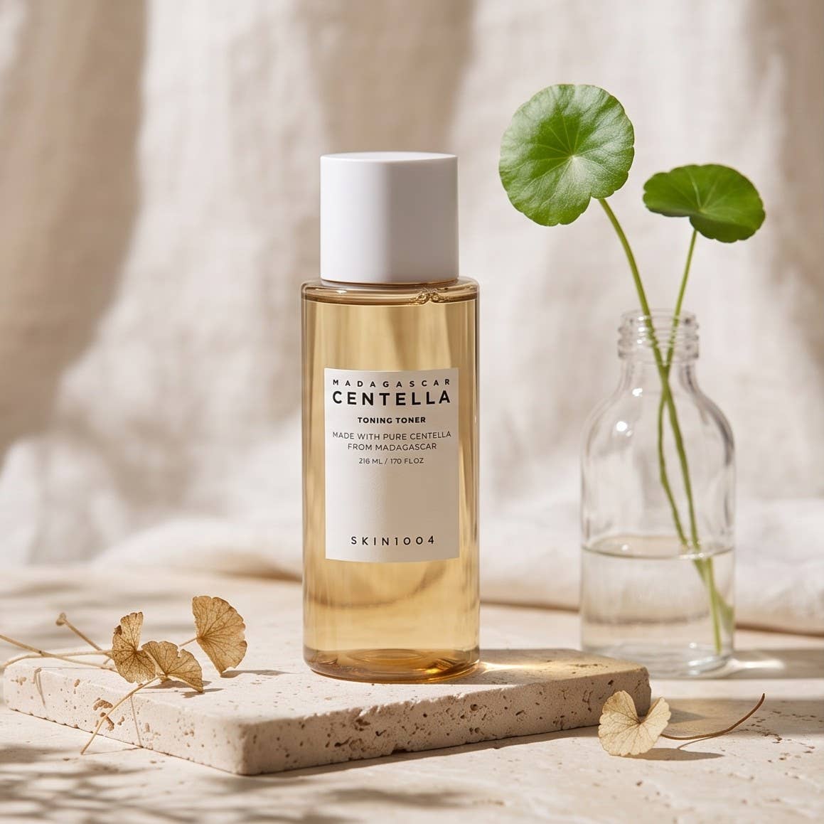 SKIN1004 Madagascar Centella Toning Toner, mild eksfolierende toner, 210 ml