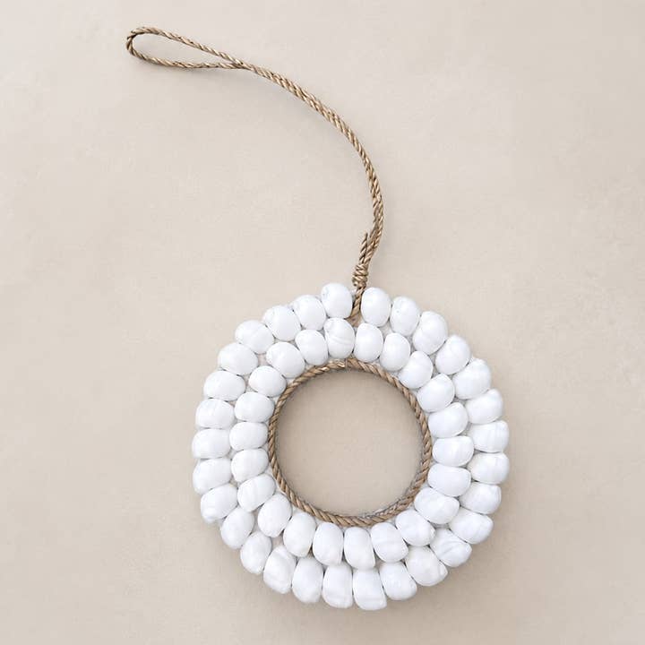 Shell Hanger Circle | Handmade in Bali | White | 11 cm