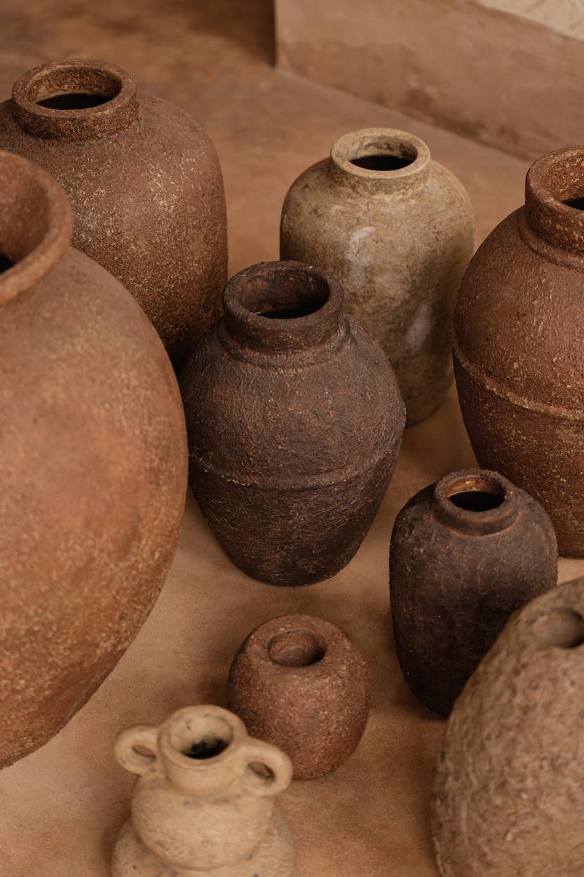 The Clay Echo Vase, vase i keramikk og terrakotta, Cream, M