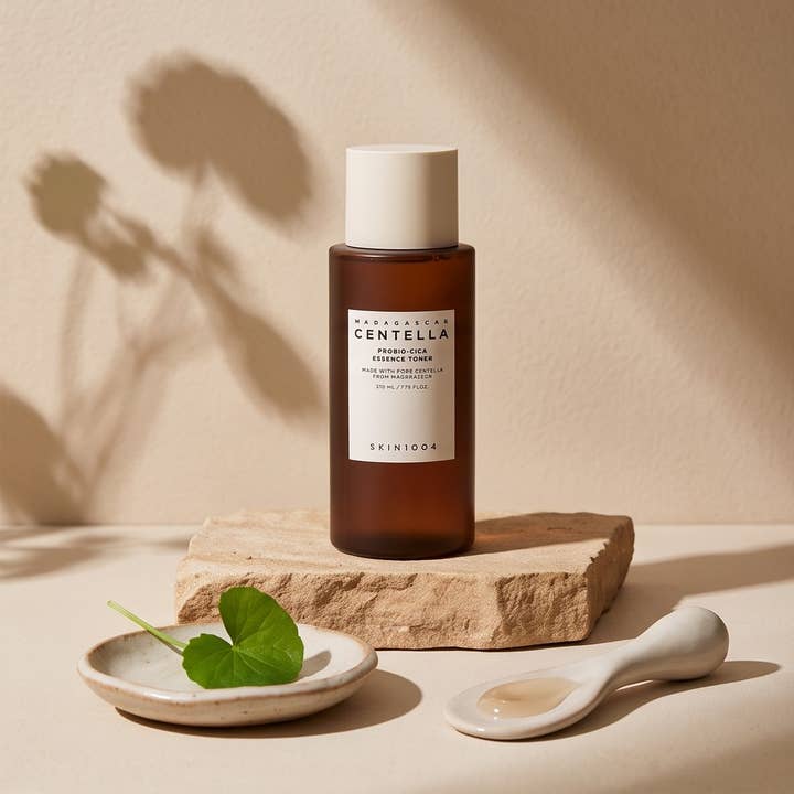SKIN1004 Madagascar Centella Probio-Cica Essence Toner 210 ml