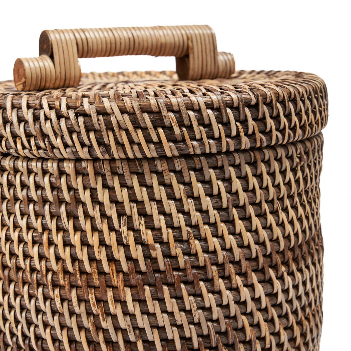 The Rattan Bin High, høy kurv med lokk i rotting, Natural Brown