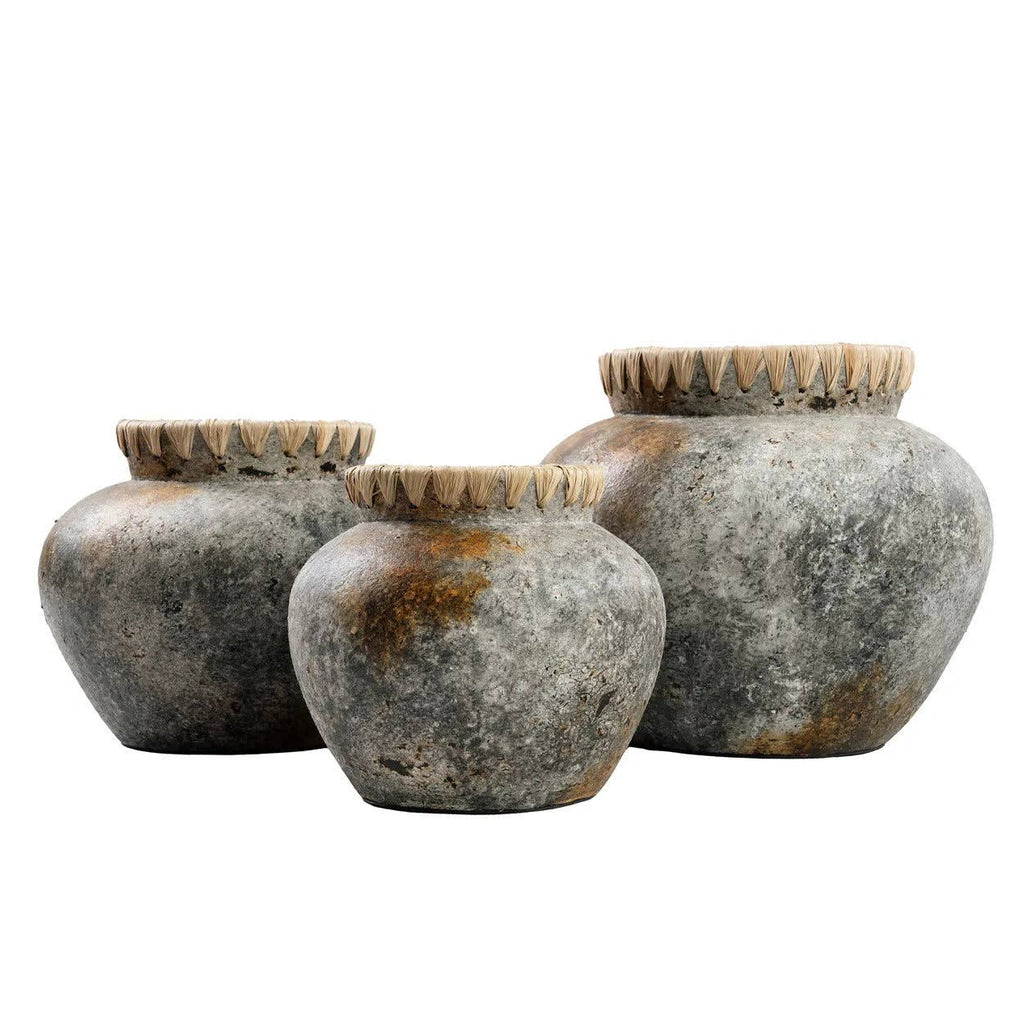 The Styly Vase, vase i terrakotta med raffia, Antique Grey, S