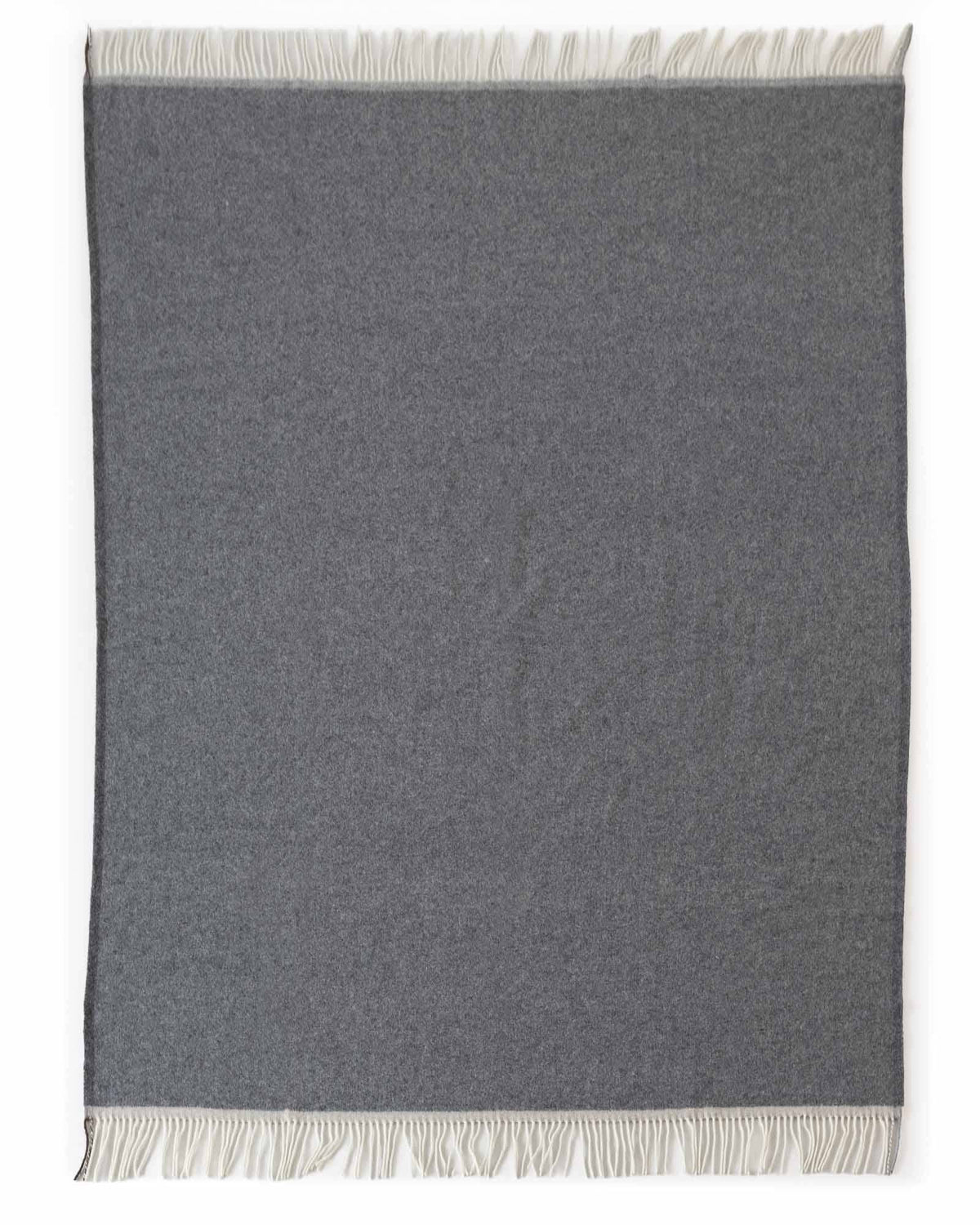 Milano Grigio Orlo, pledd i merinoull og kasjmir, 140 × 200 cm