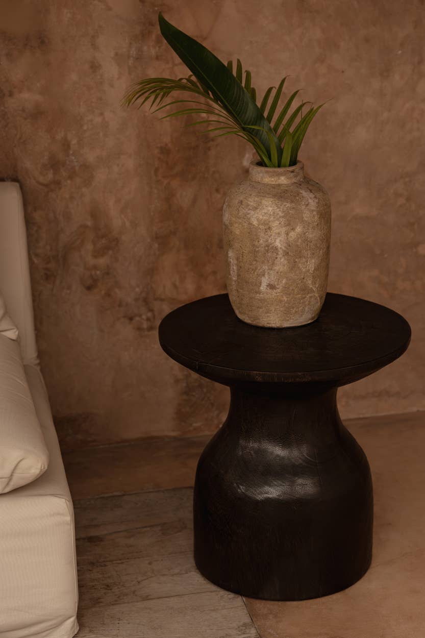 The Clay Echo Vase, vase i keramikk og terrakotta, Cream, M