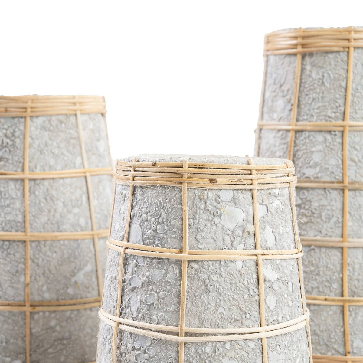 The Cutie Vase, liten vase i terrakotta med raffia, Concrete Natural, S
