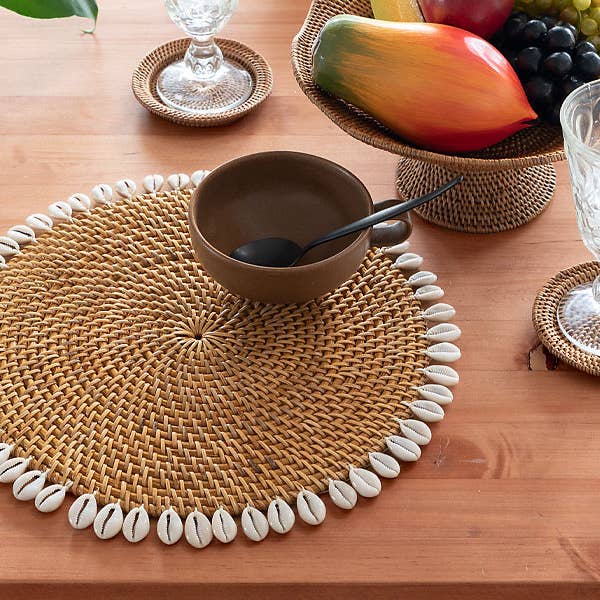 Rattan Placemat with Cowrie Shell | Brown | 35 cm | Handwoven in Bali