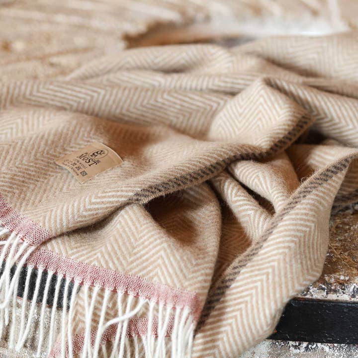 Denver Throw | 100% New Zealand Wool | Crema | 200 × 140 cm | Made in Ukraine